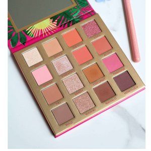 BH Cosmetics Hanging in Hawaii palette